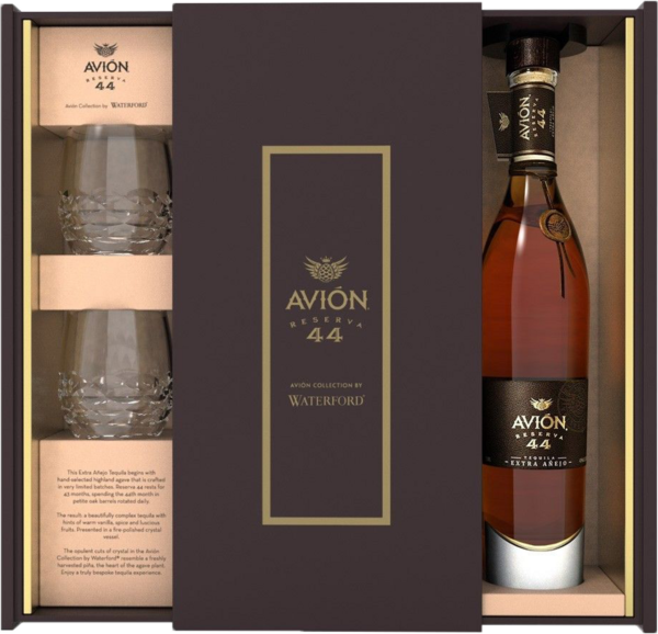 Avion Reserva 44 Waterford Crystal Set