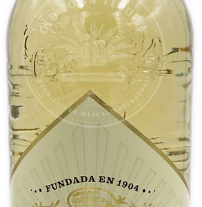 Clàsico de Centinela Reposado Tequila