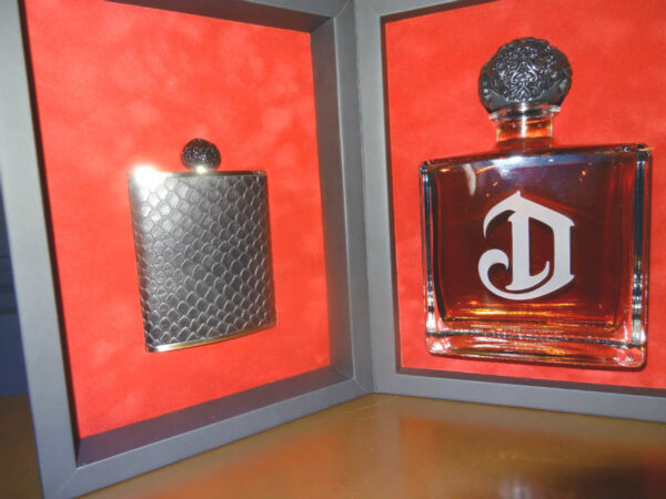 DeLeon Tequila Leona